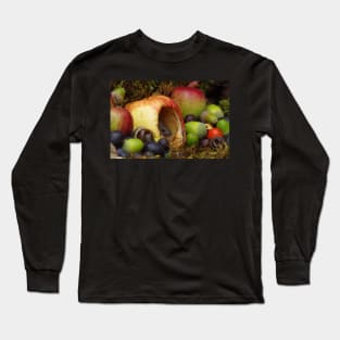 wild house mouse  in a apple Long Sleeve T-Shirt